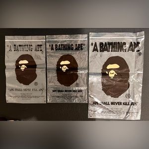 3 BAPE SHOPPING BAGS 🖤